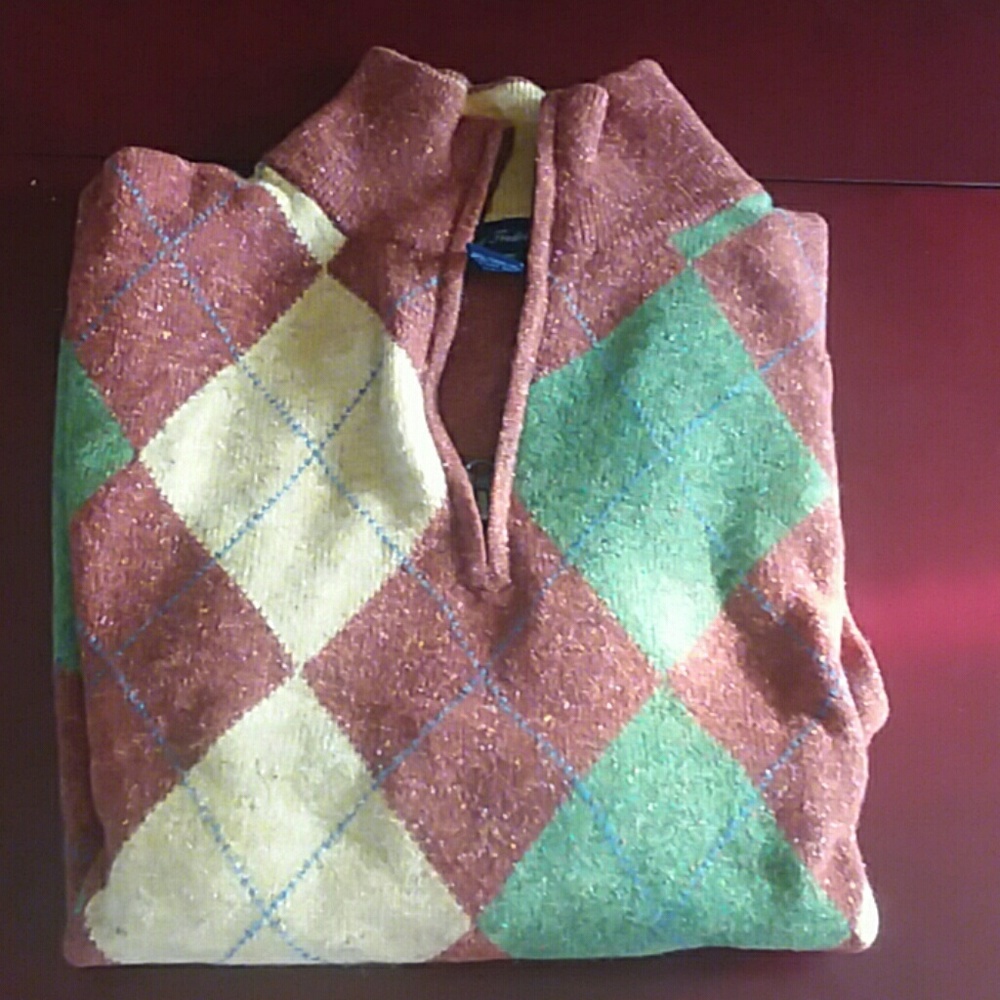 New Paul Fredrick Sweater. Size M.